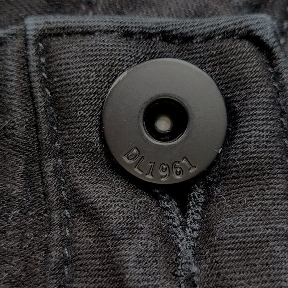 DL1961 Mara Jeans Size 24 25X27 Black Straight Ankle Frayed Hem Low Rise USA - Picture 6 of 16